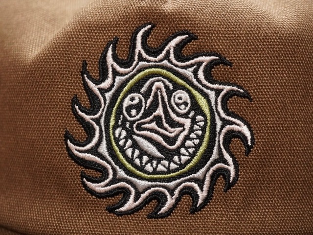 137857
