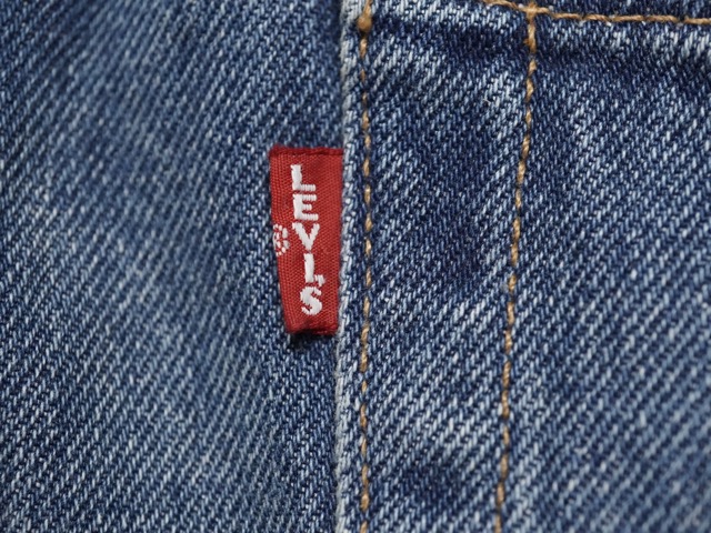 138040