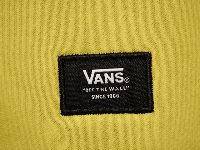 152861